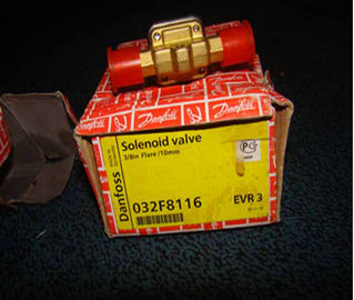 Код 032F8116 клапанов соленоида EVR3 рефрижерации Danfoss